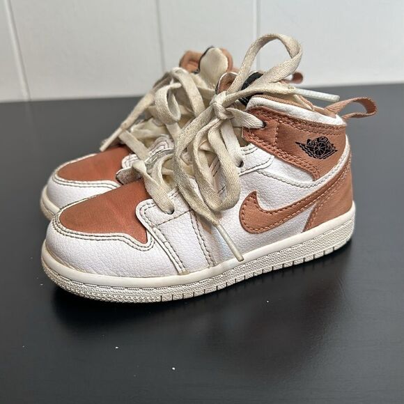 Air Jordan 1 Mid TD Rose Gold & White Sneakers Shoes Toddler size 8 8C - Picture 4 of 8